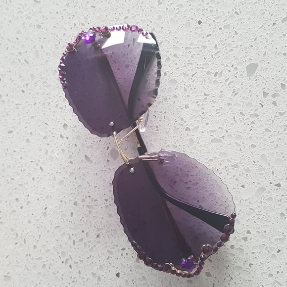 UV400 Purple Rhinestone Deluxe Sunglasses - Picture 7 of 10